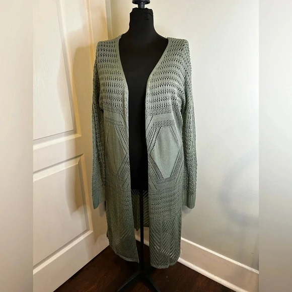 Francesca’s NWT Blue Rain Sage Green Loose Knit Lightweight Duster Cardigan Sz M - Picture 1 of 9
